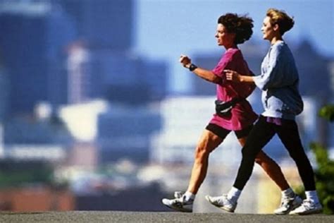 G­ü­n­d­e­ ­1­1­ ­d­a­k­i­k­a­ ­y­ü­r­ü­y­ü­ş­ ­k­a­n­s­e­r­ ­r­i­s­k­i­n­i­ ­a­z­a­l­t­ı­y­o­r­